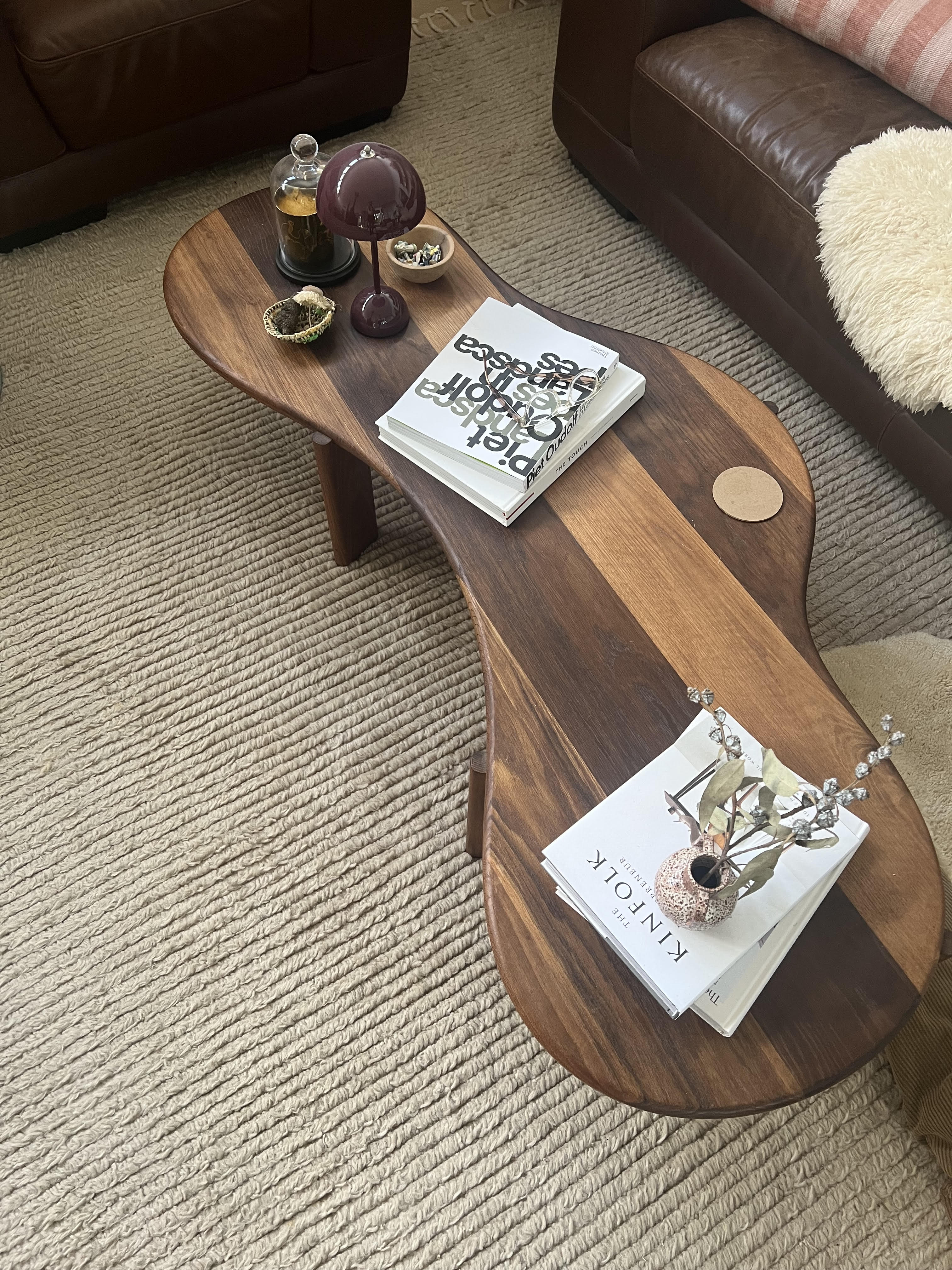 Platypus Table Main Image