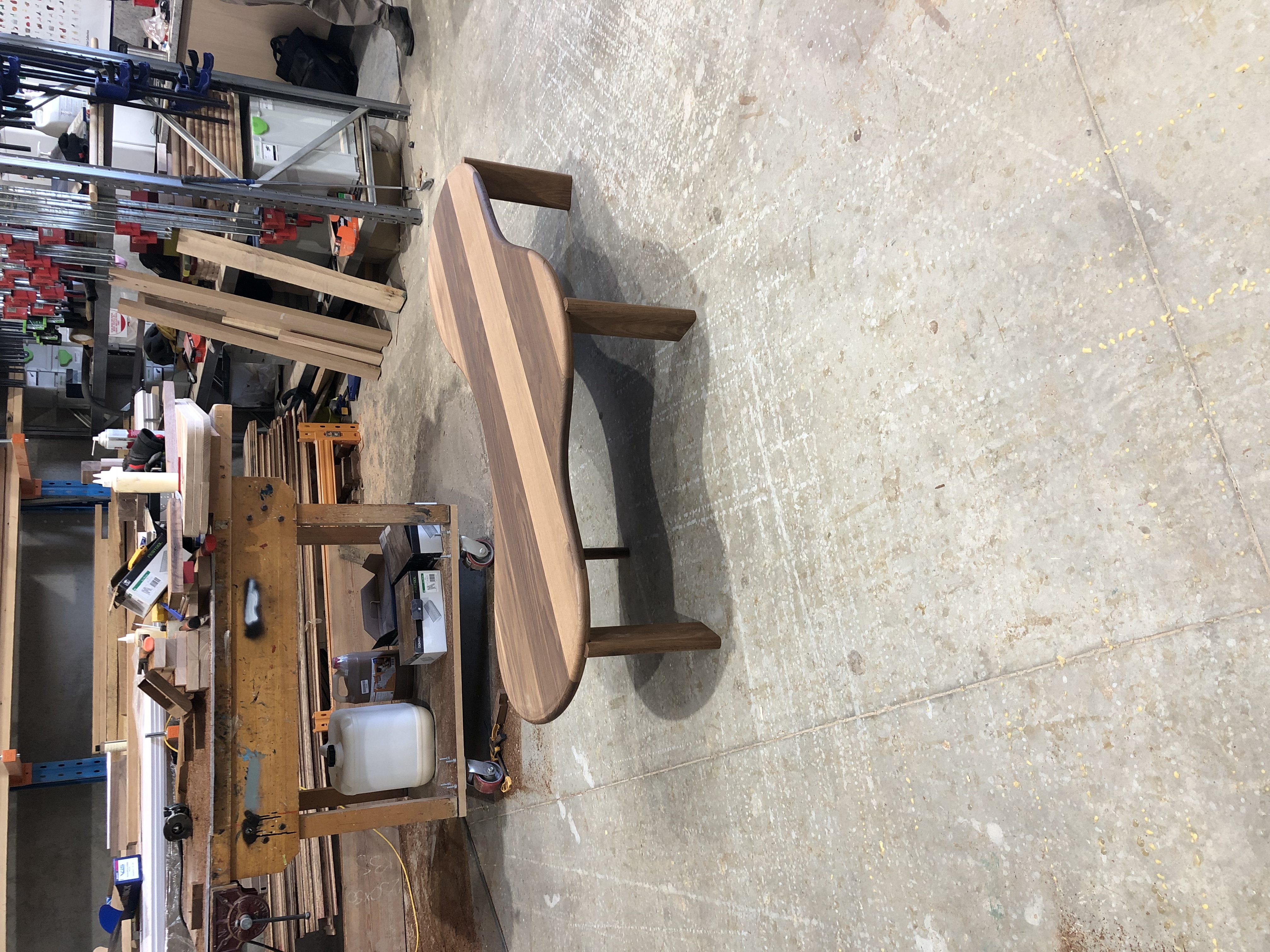 Platypus Table Image 2