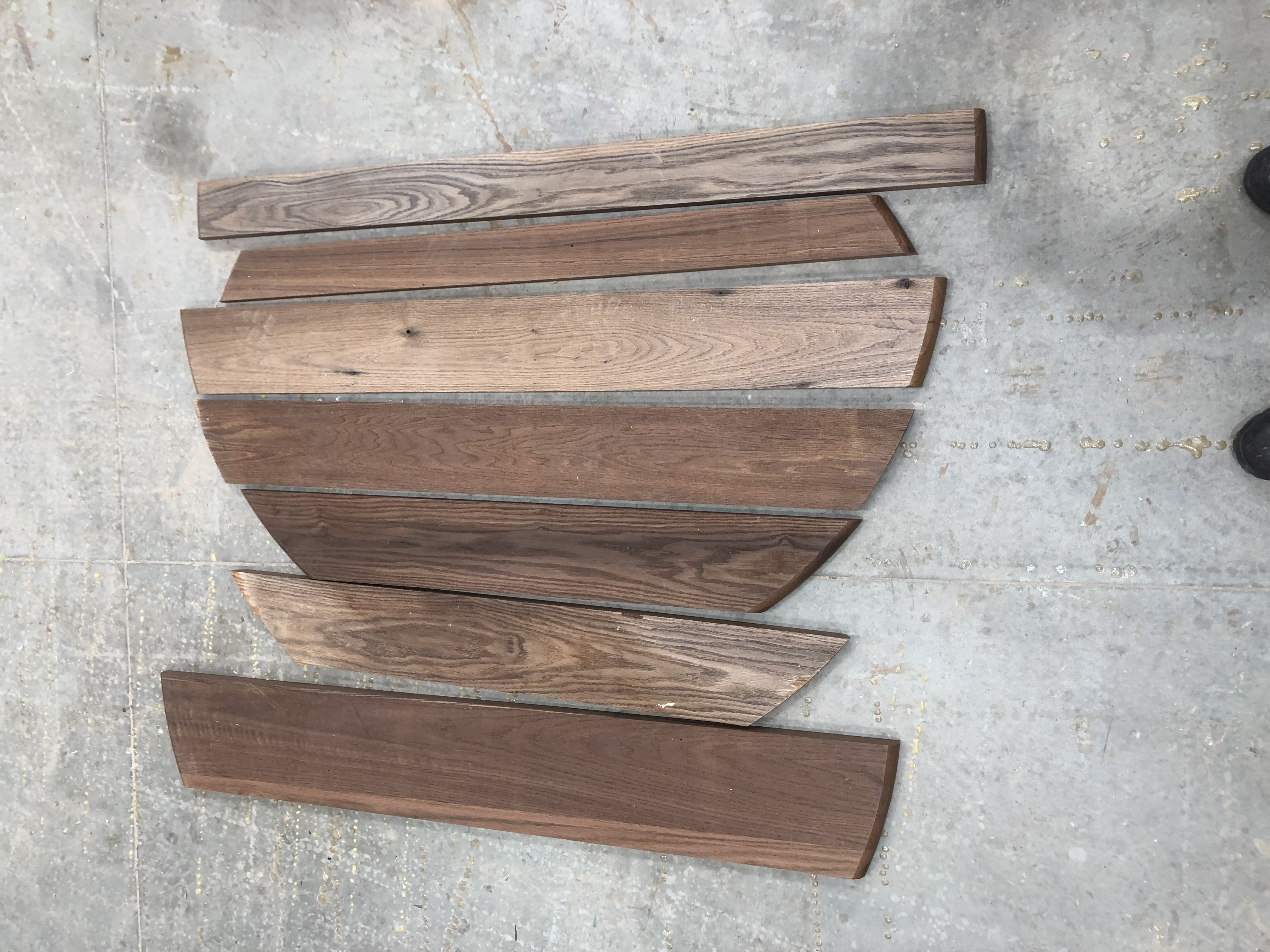 Platypus Table Image 6